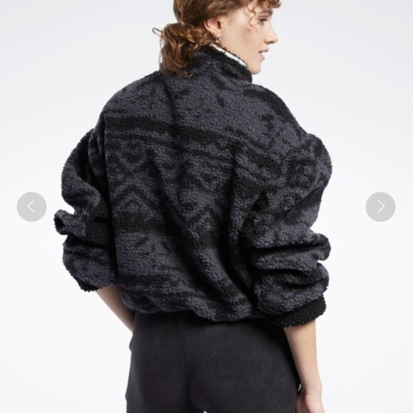 NEW Reebok Classics Winter Escape Teddy Bear Fleece Halfzip Jacket - Picture 4 of 12